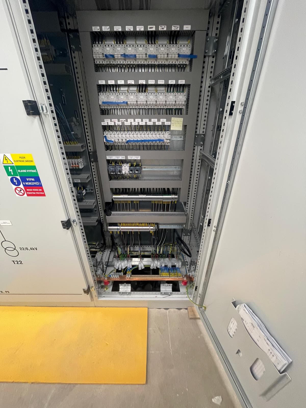 Rozvaděče a technická infrastruktura